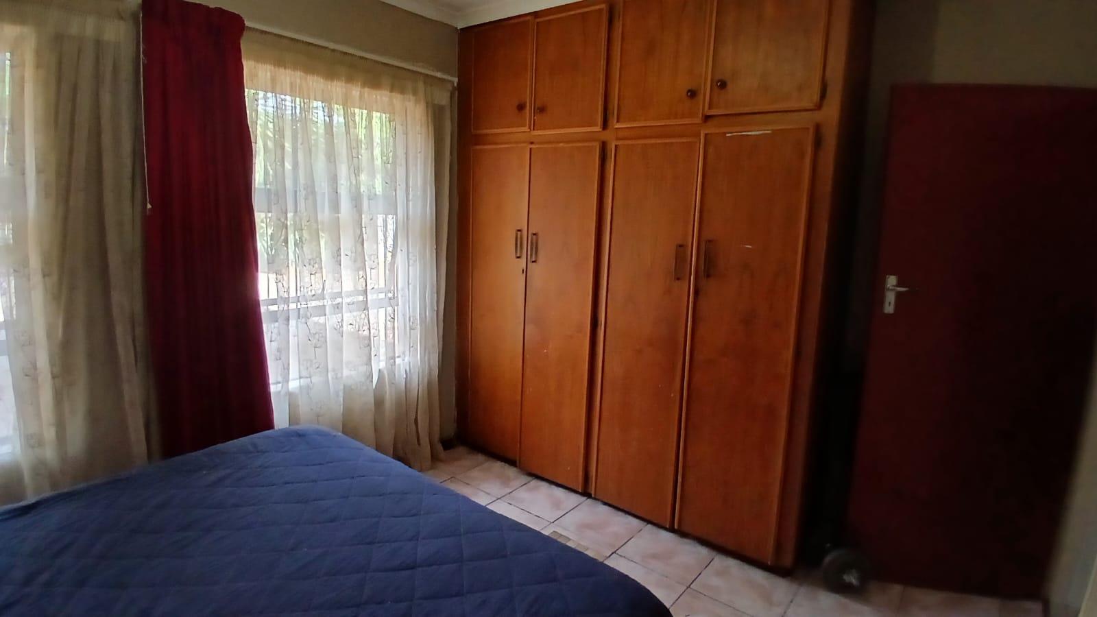 4 Bedroom Property for Sale in Pellissier Free State